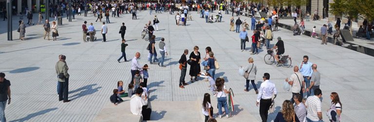 Scopri di più sull'articolo Cosa rende una piazza un luogo che invita a restare?